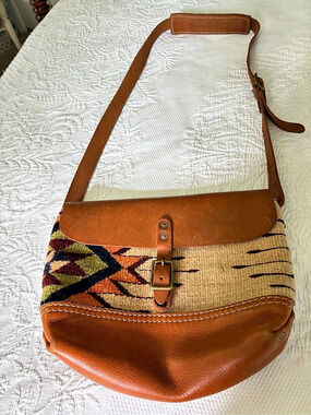 WILL Leather Geometric Shoulder Bag in Brown & Tan